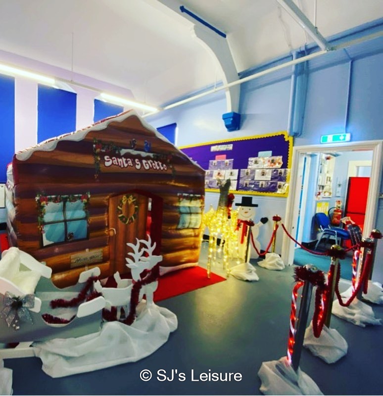 Full Santa's Grotto Experience Set Up Best Inflatable & Fun Product